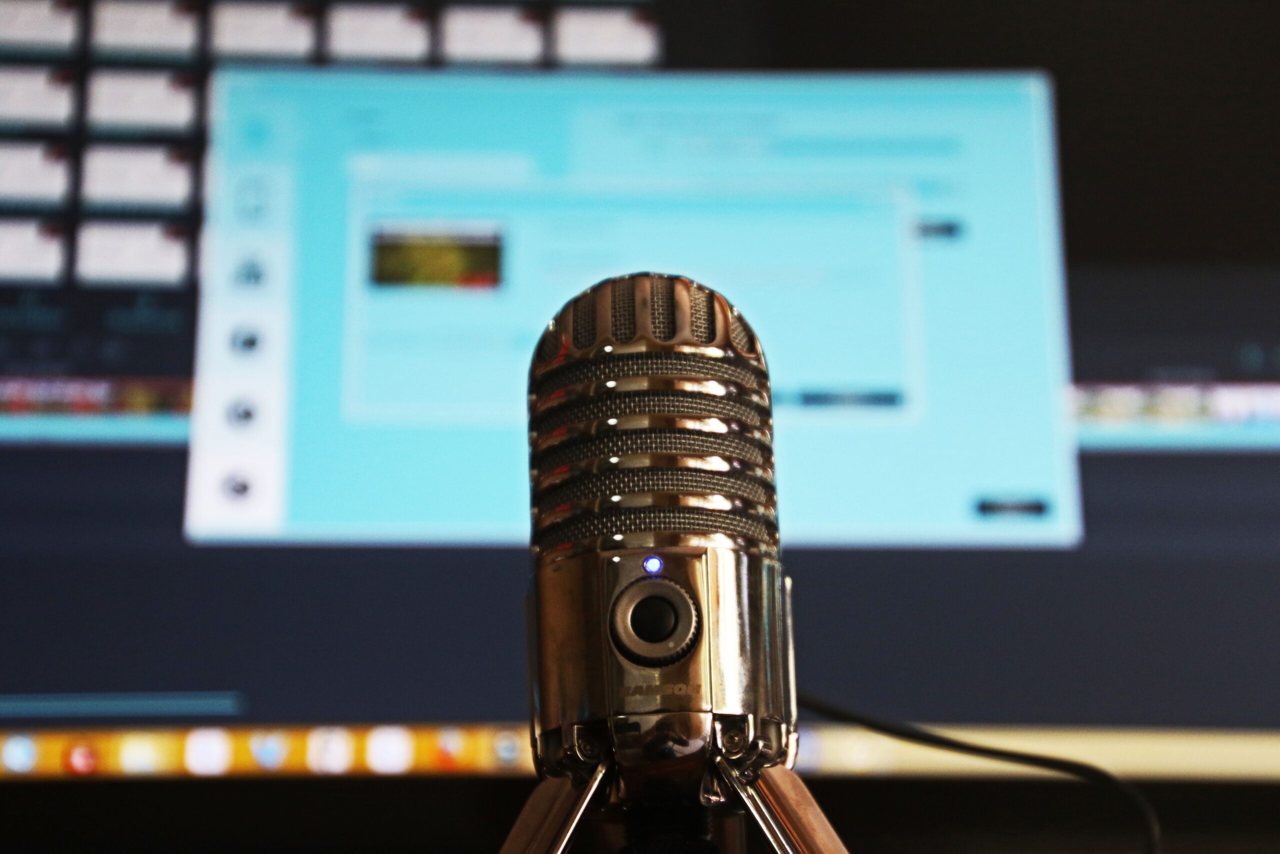 Podcast Za hranicou –  Závislosť a ako s ňou pracovať